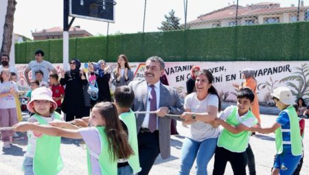 Bakan Tekin'den sürpriz 'dönem sonu' ziyaret