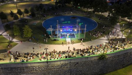 Sakarya Millet Bahçesi'nde müzik dolu akşam