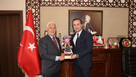 Başkan Bozbey: Çiftçilerimize destekler artarak devam edecek