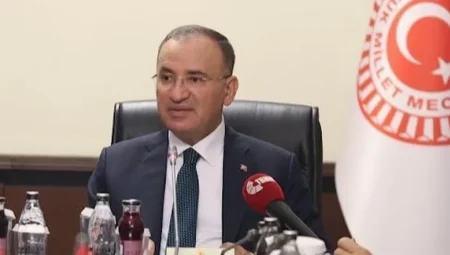 AK Parti’den TBMM’de yeni görev dağılımı… Bozdağ yeniden başkanvekili