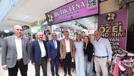 “Aynı sokağın insanı, aynı şehrin yol arkadaşıyız”