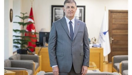 Başkan Tugay’dan sorunların kalıcı çözümü için yerel yönetimlere yetki çağrısı