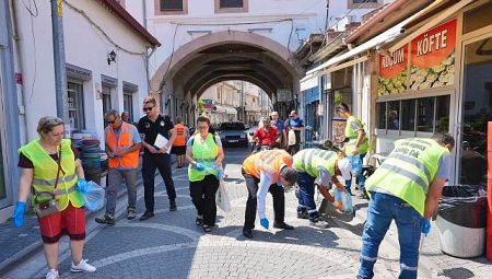 Burhaniye Belediyesi’nden temiz çevre için kararlı adım