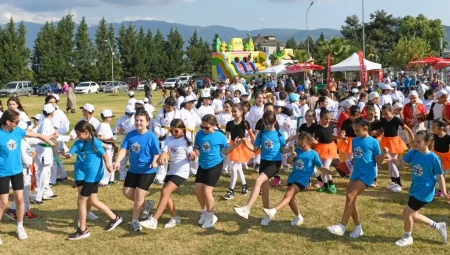 Bursa Osmangazi Belediyesi’nden gençlik ve spor şenliği