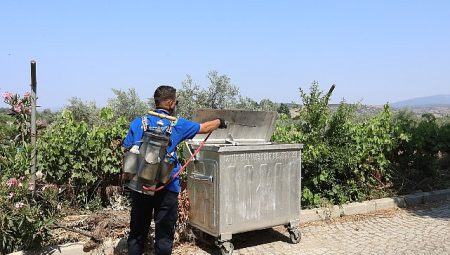 Efes Selçuk’ta Halk Sağlığı İçin Kapsamlı İlaçlama Seferberliği