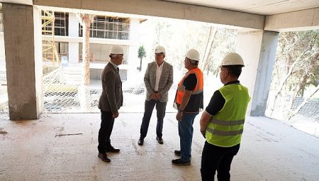 Ege Üniversitesinde yeni teknopark binası hızla yükseliyor