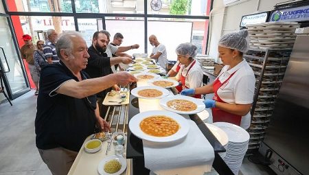 Ferdi Zeyrek Bakırköy’de anıldı