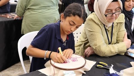 Her yaş sanatla buluştu, eserler konuştu