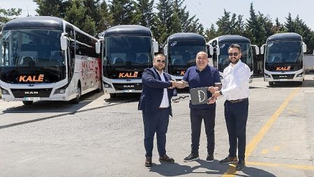 Kale Seyahat, kaliteli bir seyahat deneyimi  için ödüllü MAN Lion’s Coach’u tercih etti