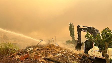 Kartepe Belediyesi’nden Taraklı Yangınına Müdahale Desteği