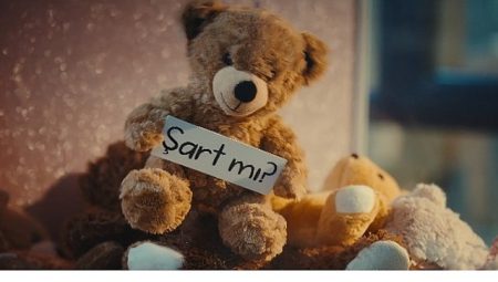 Koruncuk Vakfı, “Başarı Şart mı?” Kampanyasıyla Kristal Ödül Kazandı!