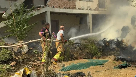 Manisa İtfaiyesi’nden 6 ayda 5 bin olaya müdahale
