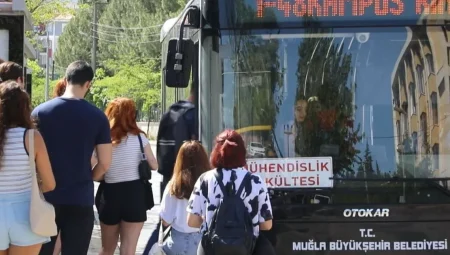 Öğrencilere ulaşım 1 lira oldu