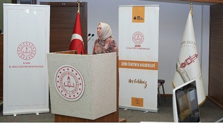 “Öğretmenler İzmir’in Ruhu ile Buluştu: Akademilerde Dönem Finali”
