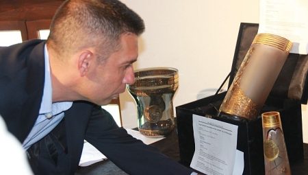 Seferihisarlı sanatçılardan Efes Selçuk’ta ‘’Cam’da Antik Ege’’ sergisi
