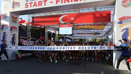 Uluslararası 16. Zeytinburnu Cumhuriyet Koşusu’na Katılım İçin Başvurular Başladı