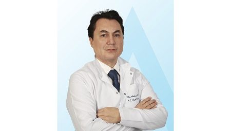 Yaz sıcakları aşırı terleme sorunu olanlara kabus yaşatıyor