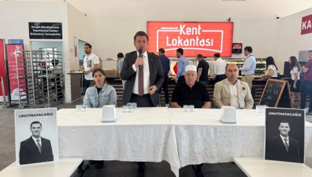 Bursa Osmangazi'de Ferdi Zeyrek anısına yemek ikramı