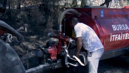 Bursa Büyükşehir'in tankerleri orman yangınlarına müdahalede kilit rol oynuyor