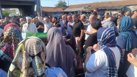 Ölüme birlikte gittiler… Oskan çifti gözyaşlarıyla uğurlandı
