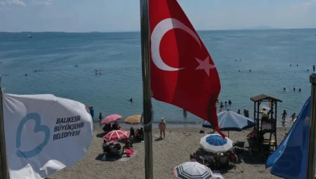 Balıkesir sahilleri tatilcilerden tam not aldı