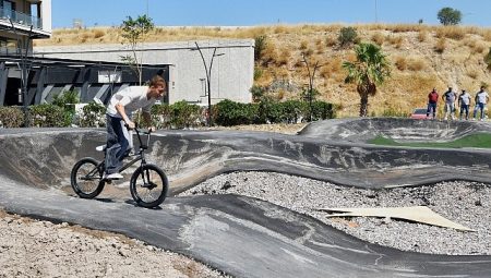 Bornova’da pedallar geleceğe dönecek