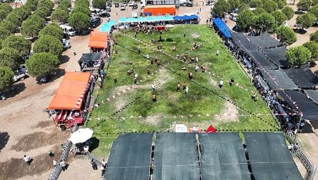 Burhaniye’de Ata Sporu Rüzgarı Esti