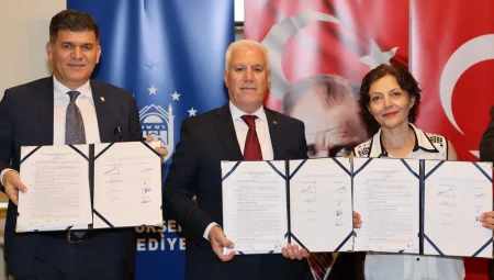 Bursa Büyükşehir’de toplu sözleşme için imzalar atıldı