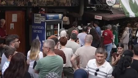 Bursa kültürle buluştu, esnaf kazandı