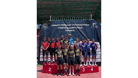 Büyükşehir’in Pedalları Türkiye Yol Şampiyonası’nda Tozu Dumana Kattı