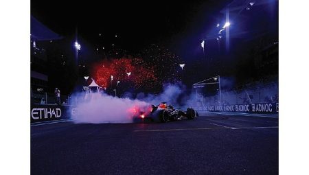 Cruise seyahatinde Formula 1 heyecanı!