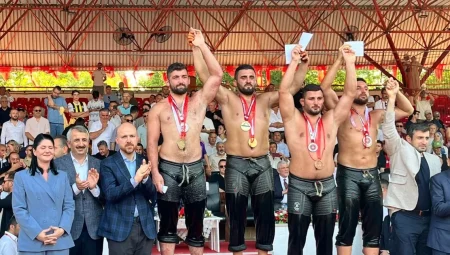 Gölcük Belediyespor pehlivanı Kırkpınar’da göz doldurdu