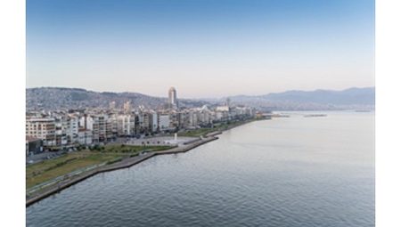 İzmir Büyükşehir Belediyesi’nin ulusal kredi notunda tarihi artış