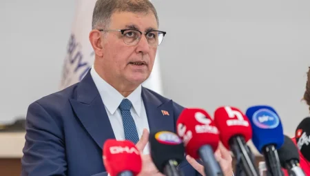 İzmir Büyükşehir’den gözaltı açıklaması: Soruşturma re’sen başlatıldı
