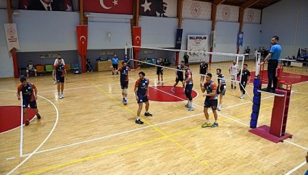 Osmangazi Belediyespor Voleybol Takımı 1. Lige yükseldi