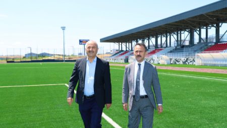 Başkan Büyükgöz Vali Aktaş’a projelerini yerinde tanıttı