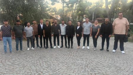AK Parti İstanbul Gençlik Kolları, Keşan’da gençlerle buluştu