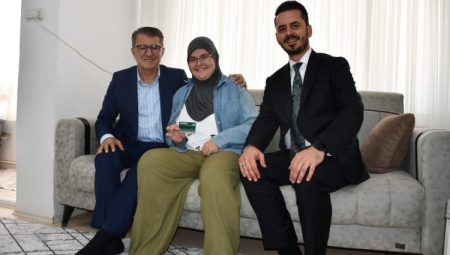 AK Parti MKYK Üyesi Ömer Serdar'dan Bursa Osmangazi ziyareti