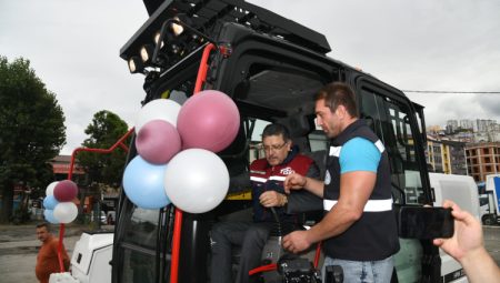 Trabzon’da 19 yeni iş makinesi hizmete alındı
