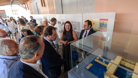 İzmirlilerin denizle ilişkisi sergiye dönüştü