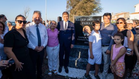 İzmir'de yenilenen Recep Doyuk Parkı açıldı