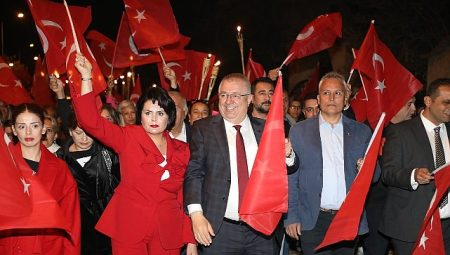 30 Ağustos Edremit’te coşkuyla kutlanacak