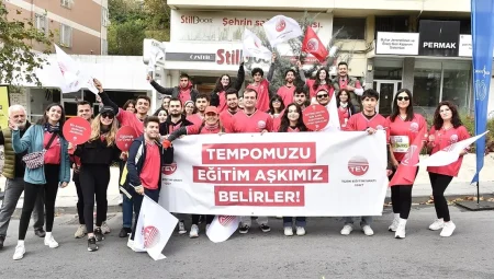 47. İstanbul Maratonu’nda ‘eğitimde dur durak yok’