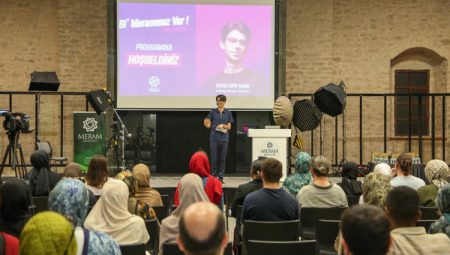 Konya Meram gençliği mobil sinematografi seminerinde buluştu 