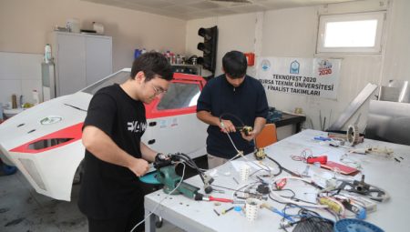 BTÜ'lü öğrenciler hidrojenli araç üretiyor