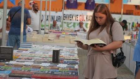 7. Edremit Kitap Fuarı 18-24 Ağustos’ta..