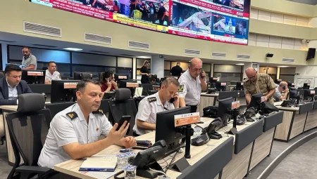 AFAD: 20 artçı deprem kaydedildi, 24 hasar ihbarı geldi