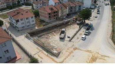 Atıl Vaziyetteki Boş Alan Otoparka Dönüşüyor