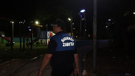 Bakırköy zabıtası çevreyi kirletenlere göz açtırmıyor