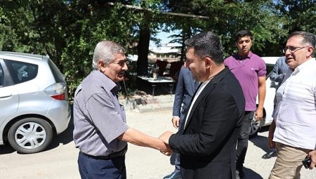 Başkan Arı, Nevşehir Sanayi Esnafıyla Sohbet Etti